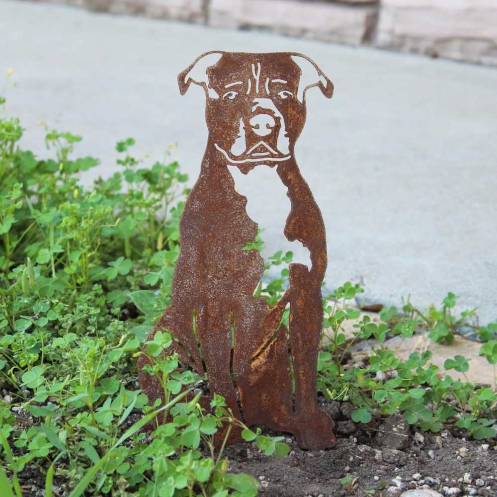 metal dog statue